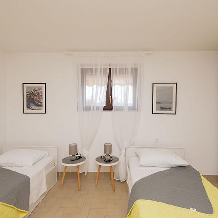 Apartment Maras-1 By Interhome Diklo Kültér fotó
